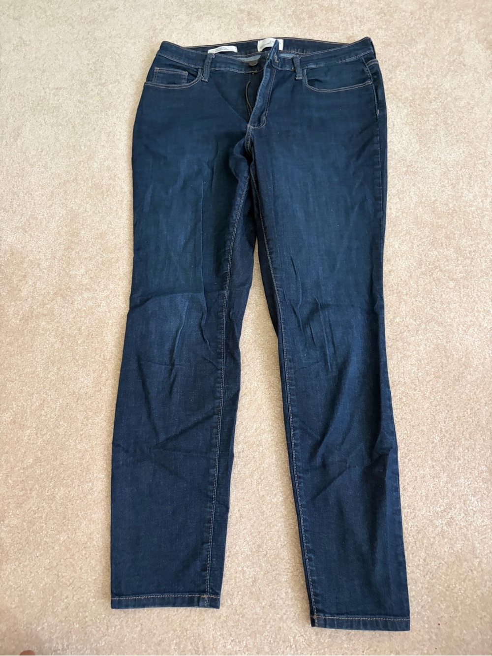 Universal Thread Dark Indigo Straight-Leg Jeans